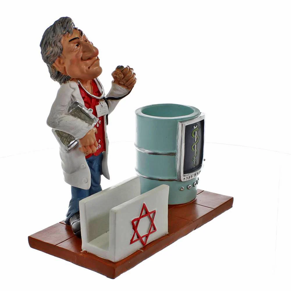 מעמד קריקטורה לעטים וכרטיסים - רופא - Image 33